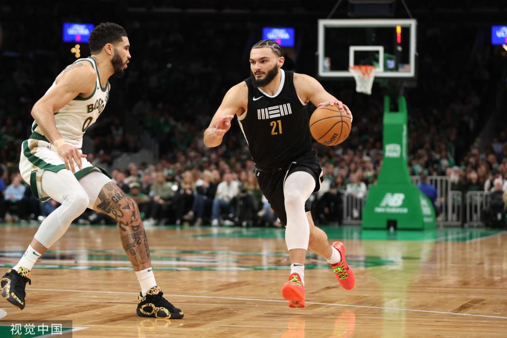 具体到U2 具体到U2