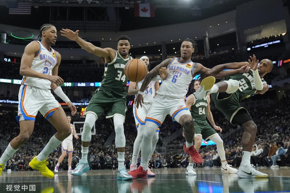 年轻后卫中 年轻后卫中